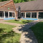 Dağ evi Sequoia 138 Nature, Piscine Et Chien Bienvenu A Durbuy