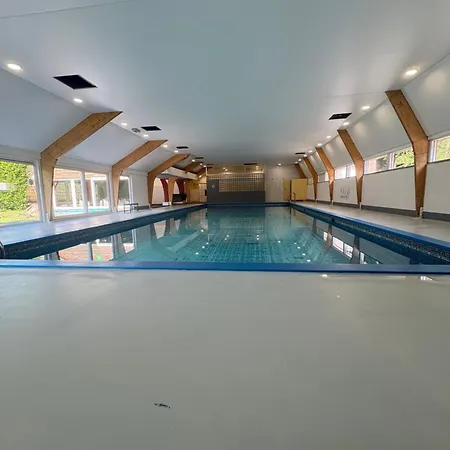 Alpesi faház Sequoia 138 Nature, Piscine Et Chien Bienvenu A